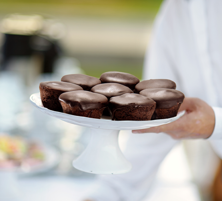 Chocolate Crème Filled Cupcakes