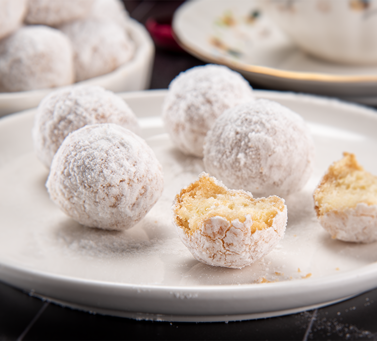 Powdered Donut Holes